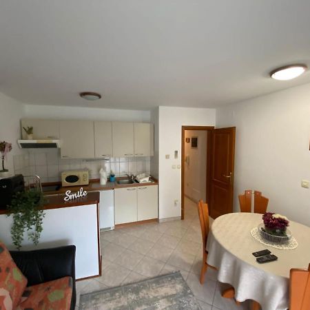 Apartman EMA Istriana Medulin Bagian luar foto